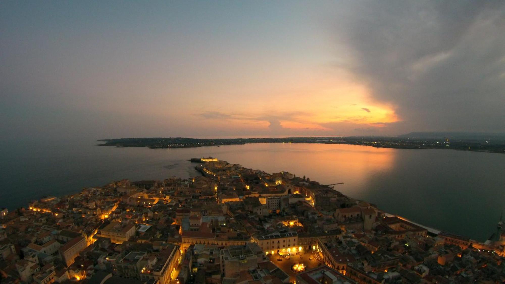 Balcony In Giudecca By Ortigia Apartments Szirakúza Kültér fotó